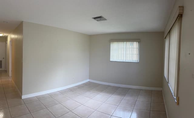 1117 NE 23RD Street, Belle Glade FL 33430 - Belle Glade, FL - Photo 3