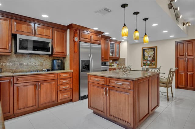 15905 SW 83rd Ter, Miami FL 33193 - Miami, FL - Photo 7