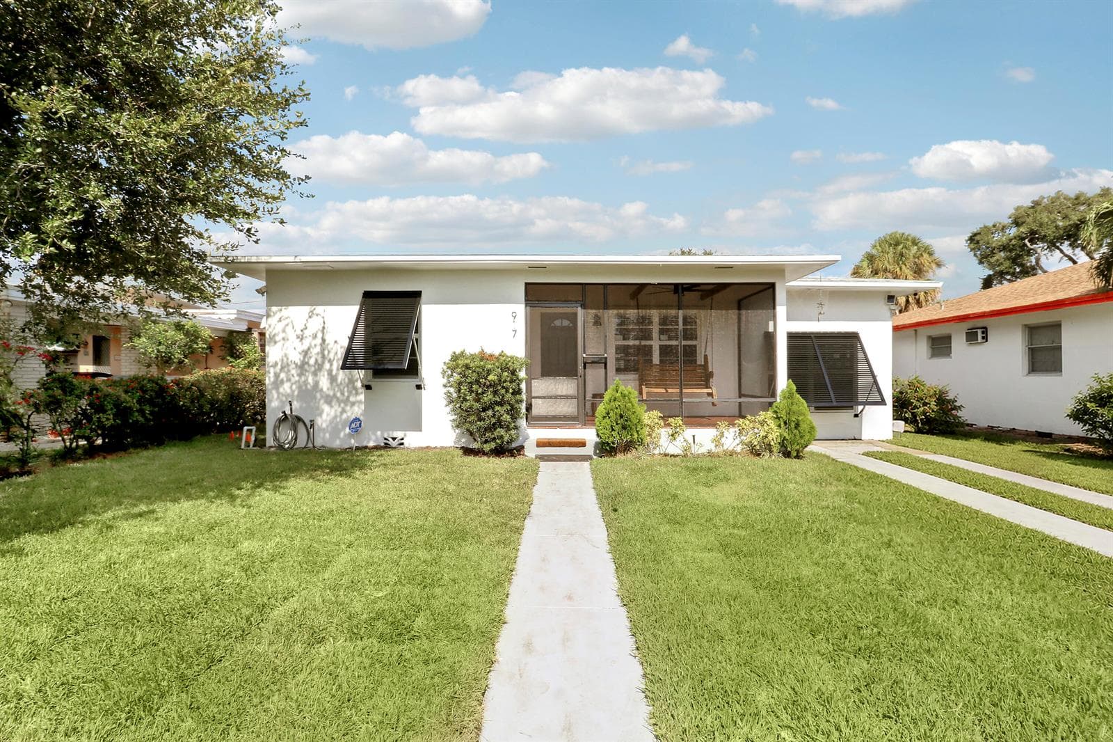 917 N OCEAN BREEZE, FL 33460 - Photo 1