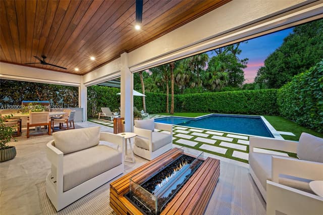13558 Artisan Cir, Palm Beach Gardens FL 33418 - Palm Beach Gardens, FL - Photo 2