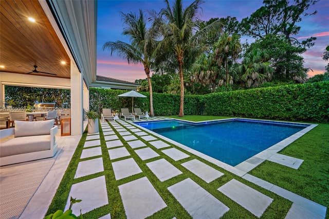13558 Artisan Cir, Palm Beach Gardens FL 33418 - Palm Beach Gardens, FL - Photo 5