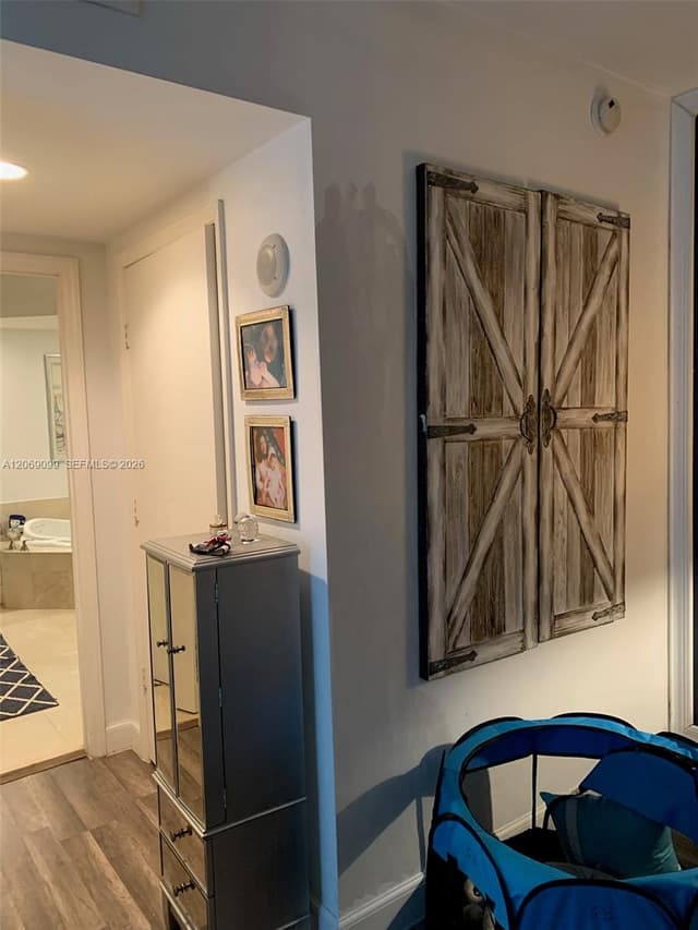 15051 Royal Oaks Ln # 1005, North Miami FL 33181 - North Miami, FL - Photo 2