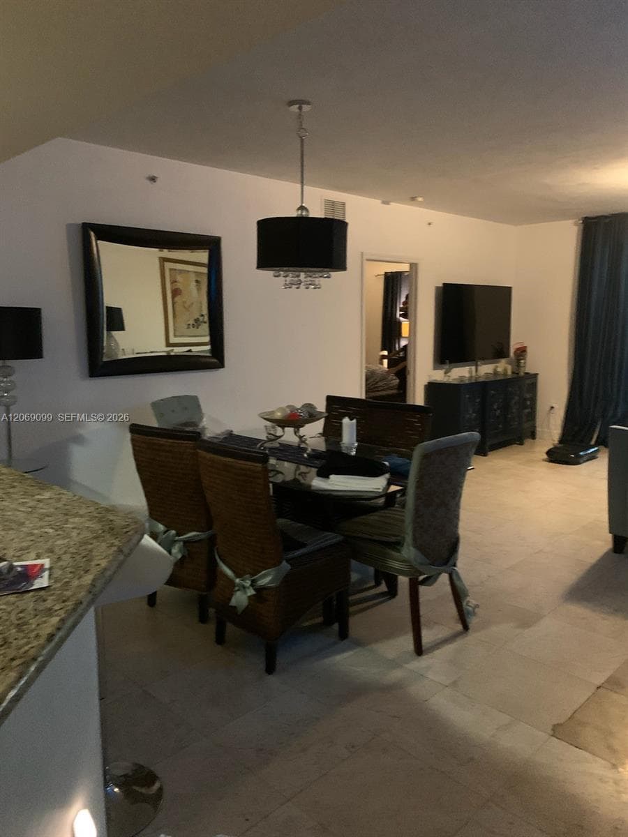 15051 Royal Oaks Ln # 1005, North Miami FL 33181 - North Miami, FL - Photo 1