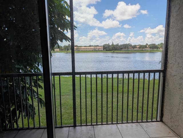 8710 N Sherman Circle # 201, Miramar FL 33025 - Miramar, FL - Photo 2