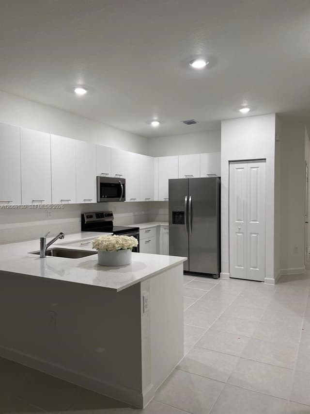 12613 NW 23rd Pl, Miami FL 33167 - Miami, FL - Photo 3