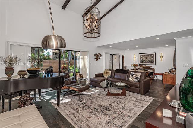 806 Saint Andrews Rd # 13, Hollywood FL 33021 - Hollywood, FL - Photo 2
