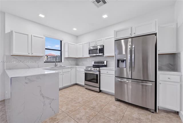 23280 SW 113th Psge, Homestead FL 33032 - Homestead, FL - Photo 7