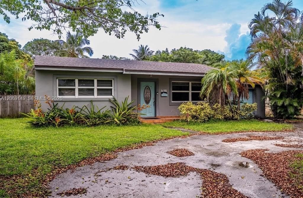 2842 Jackson St, Hollywood FL 33020