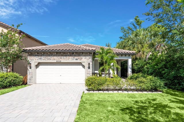 4339 Buena Tara Drive, West Palm Beach FL 33413 - West Palm Beach, FL - Photo 2