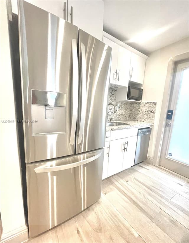 626 Meridian Ave # 1, Miami Beach FL 33139 - Miami Beach, FL - Photo 6