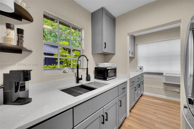 31 NE 53rd St, Miami FL 33137 - Miami, FL - Photo 2