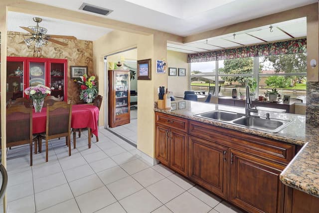 4312 NW 47th Street, Tamarac FL 33319 - Tamarac, FL - Photo 7