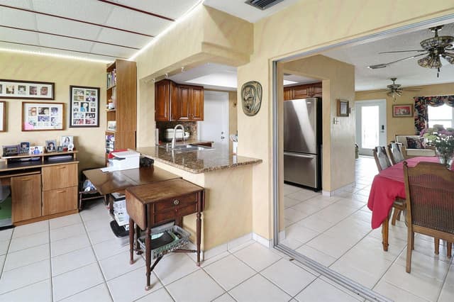 4312 NW 47th Street, Tamarac FL 33319 - Tamarac, FL - Photo 5