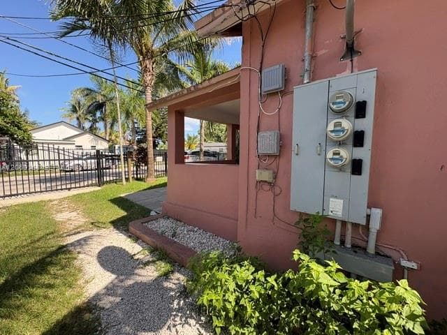 8044 NW 1st Pl, Miami FL 33150 - Miami, FL - Photo 4