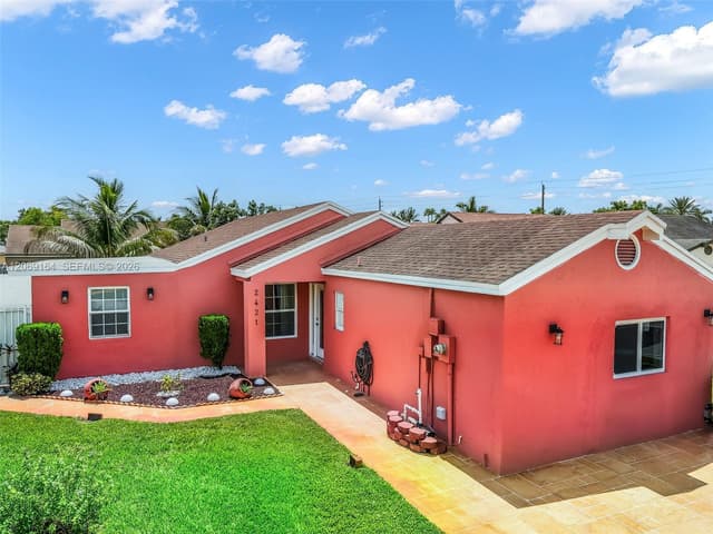 2421 SW 84th Ter, Miramar FL 33025 - Miramar, FL - Photo 6