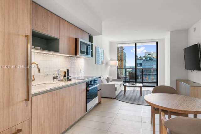 159 NE 6th St # 2804, Miami FL 33132 - Miami, FL - Photo 2