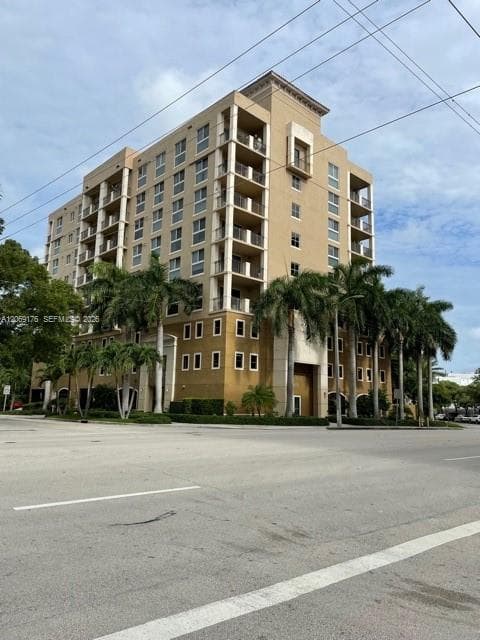 2650 SW 37th Ave # 501, Miami FL 33133
