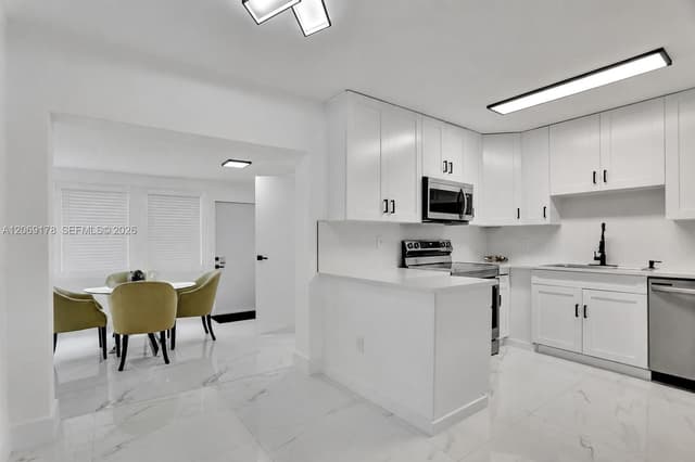 1220 NE 8th St, Pompano Beach FL 33060 - Pompano Beach, FL - Photo 7