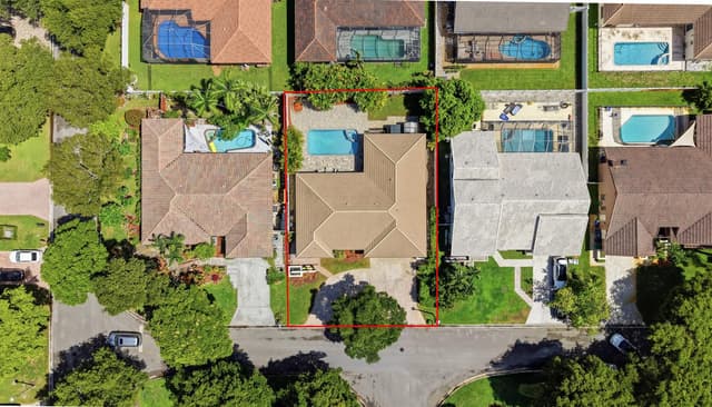 6013 NW 47th Place, Coral Springs FL 33067 - Coral Springs, FL - Photo 4