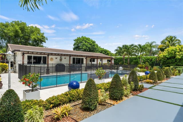 5030 SW 170th Ave, Southwest Ranches FL 33331 - Southwest Ranches, FL - Photo 2