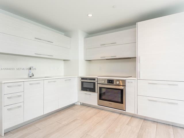 45 SW 9th St # 1201, Miami FL 33130 - Miami, FL - Photo 7
