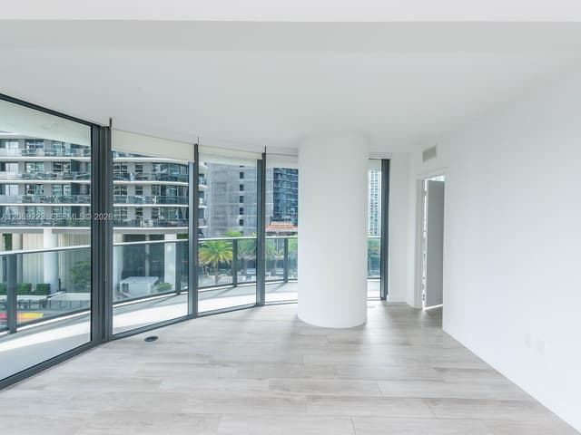 45 SW 9th St # 1201, Miami FL 33130 - Miami, FL - Photo 5