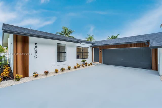 5090 SW 11th St, Margate FL 33068 - Margate, FL - Photo 2