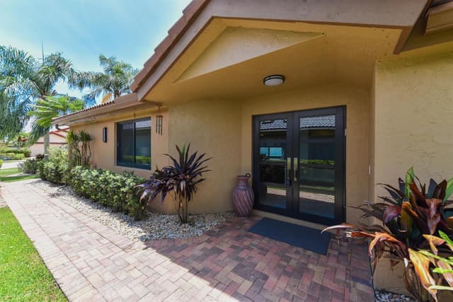 11204 Cloverleaf Circle, Boca Raton FL 33428 - Boca Raton, FL - Photo 7