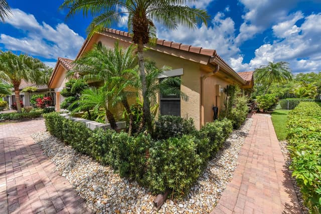 11204 Cloverleaf Circle, Boca Raton FL 33428 - Boca Raton, FL - Photo 5