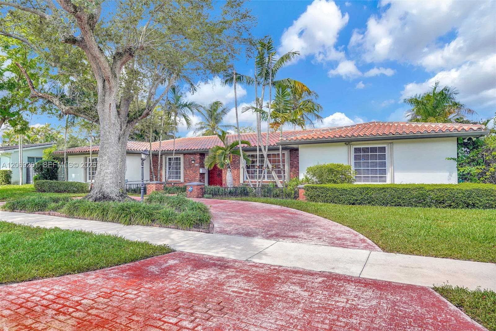 8560 SW 85th Ave, Miami FL 33143 - Miami, FL - Photo 1