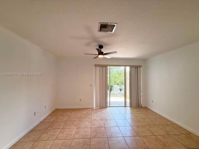 230 SE 29th Ave # 12, Homestead FL 33033 - Homestead, FL - Photo 6