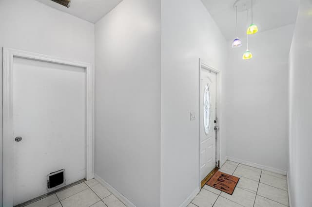 2406 SUNDY Avenue, Delray Beach FL 33444 - Delray Beach, FL - Photo 2