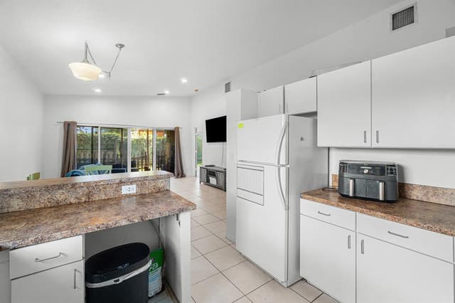 2406 SUNDY Avenue, Delray Beach FL 33444 - Delray Beach, FL - Photo 3