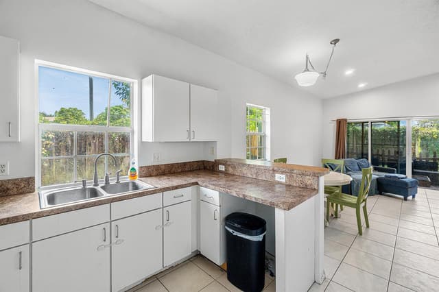 2406 SUNDY Avenue, Delray Beach FL 33444 - Delray Beach, FL - Photo 4