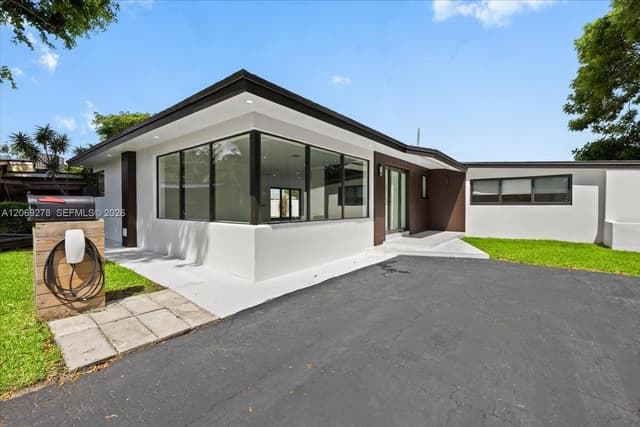406 Lawn Acres Ct, Hollywood FL 33023 - Hollywood, FL - Photo 3
