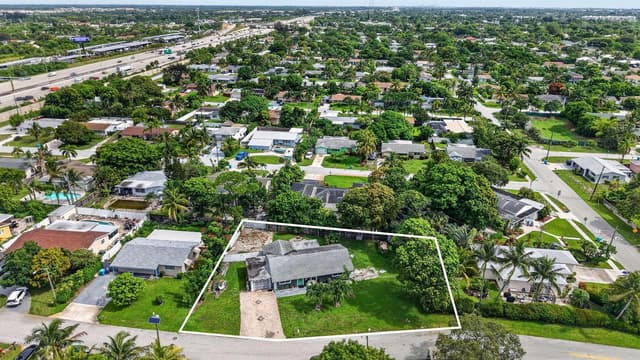 415 SW 7th Court, Boynton Beach FL 33435 - Boynton Beach, FL - Photo 2