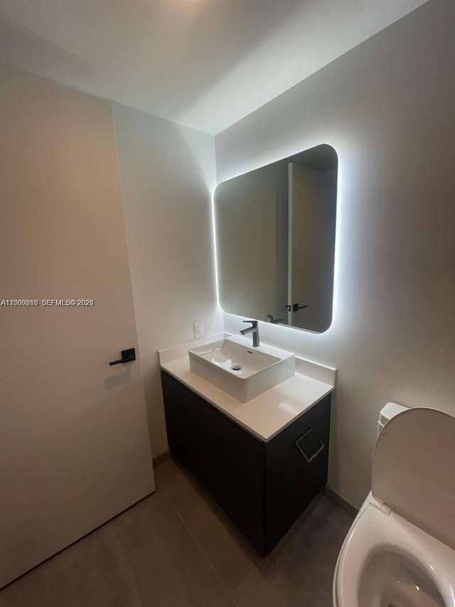 227 NE 2nd St # 1613, Miami FL 33132 - Miami, FL - Photo 3
