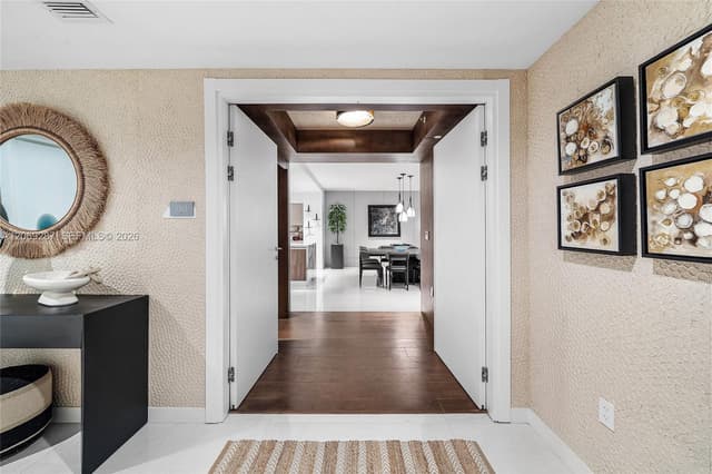 435 Bayshore Dr # 703, Fort Lauderdale FL 33304 - Fort Lauderdale, FL - Photo 2