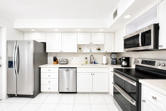 1370 S Ocean Boulevard # 1703, Pompano Beach FL 33062 - Pompano Beach, FL - Photo 4