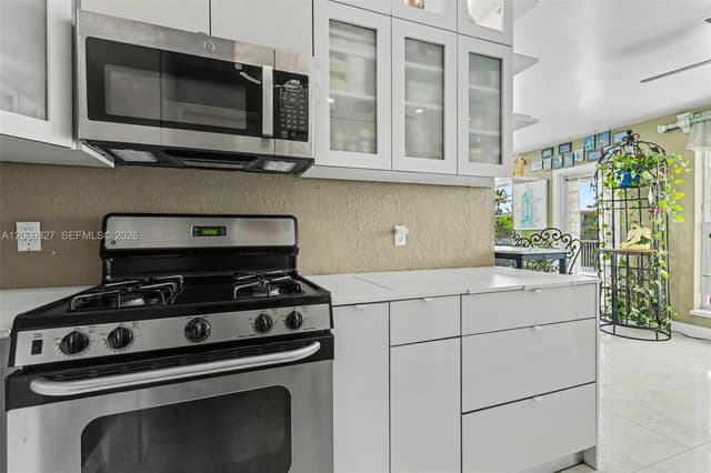 350 S Shore Dr # 15, Miami Beach FL 33141 - Miami Beach, FL - Photo 5