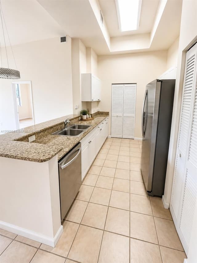 19501 W Country Club Dr # 210, Aventura FL 33180 - Aventura, FL - Photo 7
