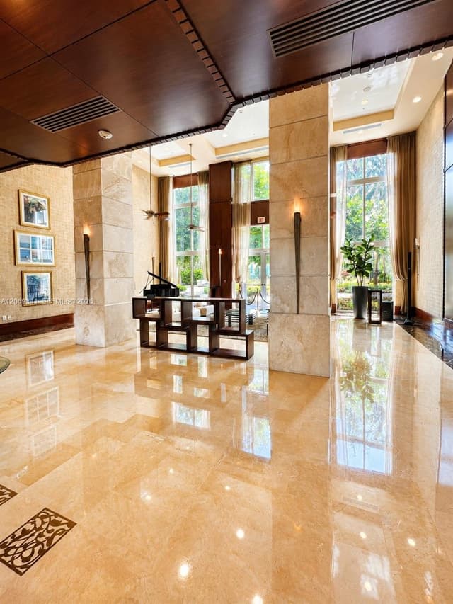 19501 W Country Club Dr # 210, Aventura FL 33180 - Aventura, FL - Photo 4