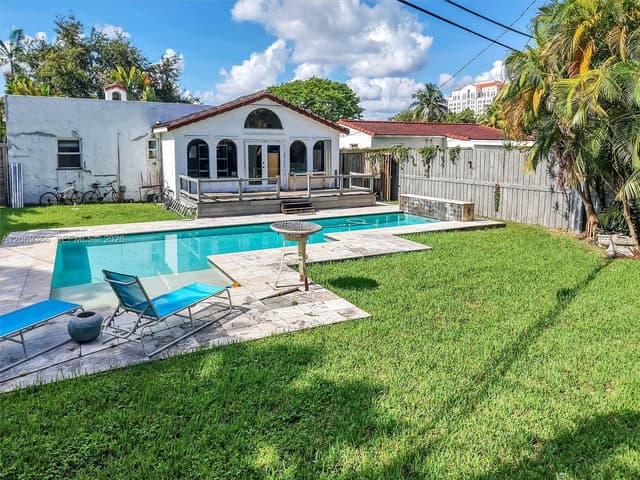 3605 SW 18th Ter, Miami FL 33145 - Miami, FL - Photo 7