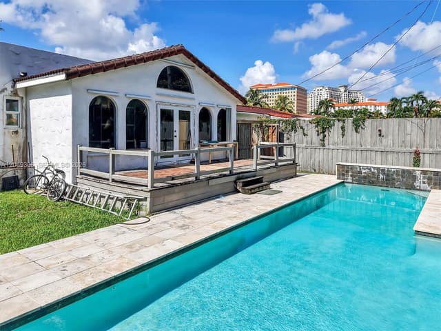 3605 SW 18th Ter, Miami FL 33145 - Miami, FL - Photo 5