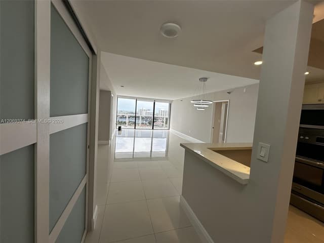 20515 E Country Club Dr # 1749, Aventura FL 33180 - Aventura, FL - Photo 4
