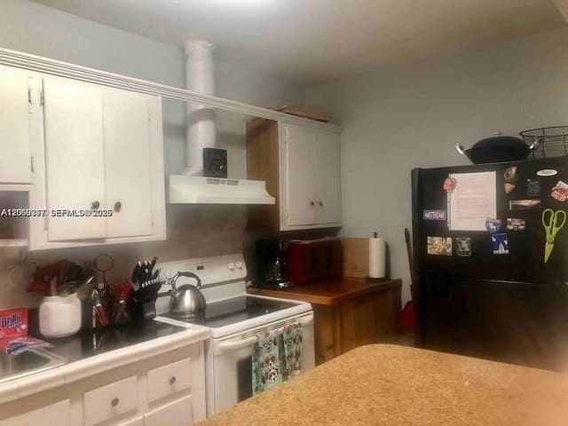 2411 Hayes St, Hollywood FL 33020 - Hollywood, FL - Photo 5