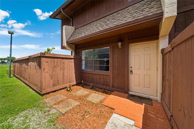 6231 SW 116th Pl # A, Miami FL 33173 - Miami, FL - Photo 2