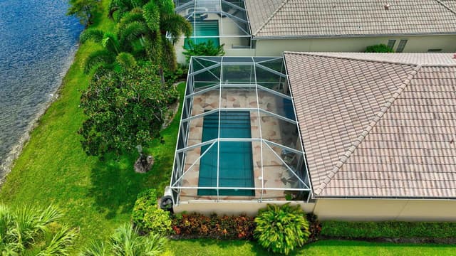 8317 Xanthus Lane, Wellington FL 33414 - Wellington, FL - Photo 6