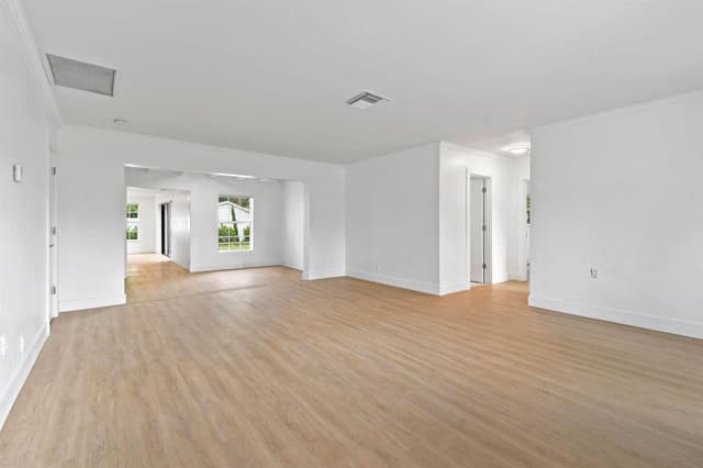319 29th Street, West Palm Beach FL 33407 - West Palm Beach, FL - Photo 5