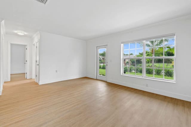 319 29th Street, West Palm Beach FL 33407 - West Palm Beach, FL - Photo 4